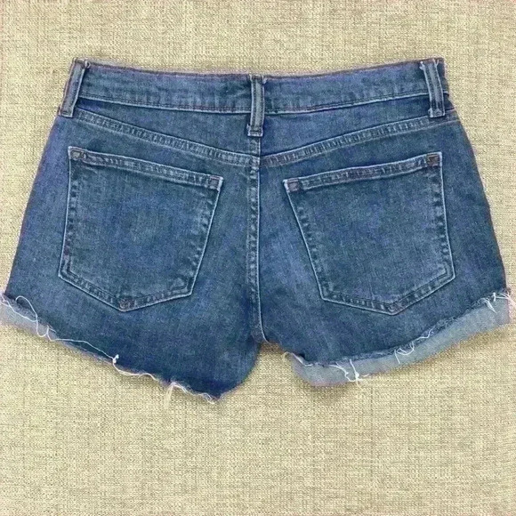 GAP 3” Denim Shorts - Picture 2 of 5